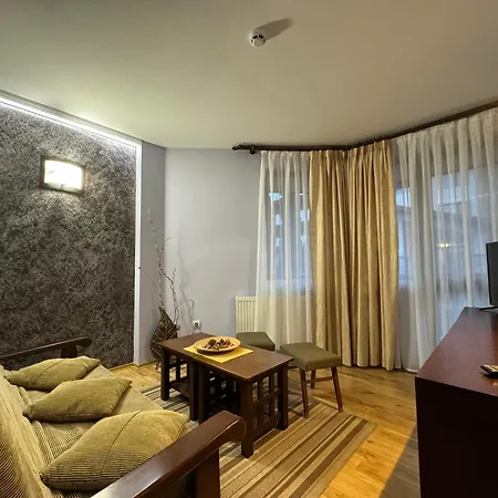 Hotel Family Eterno Ţigov Ceark