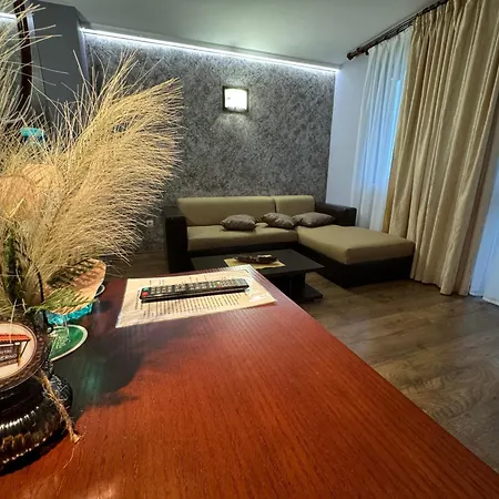 فندق Family Eterno 3*