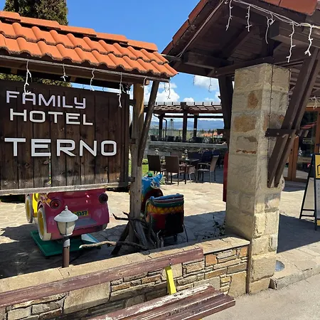Family Eterno 3* Ţigov Ceark