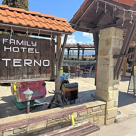 Family Eterno Tsigov Chark
