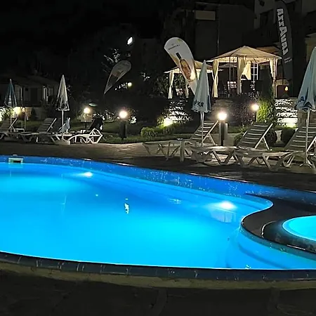 Family Eterno Hotel
