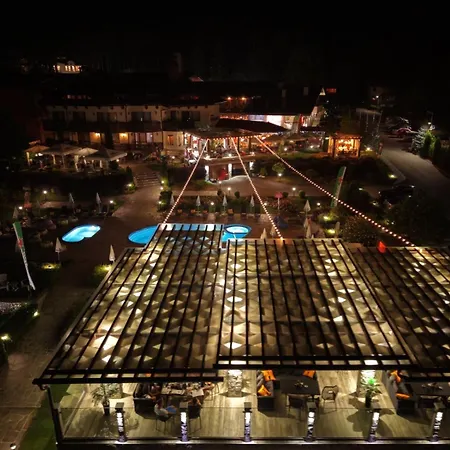 Family Eterno Hotel