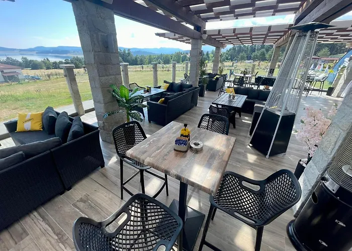 فندق Family Eterno 3*